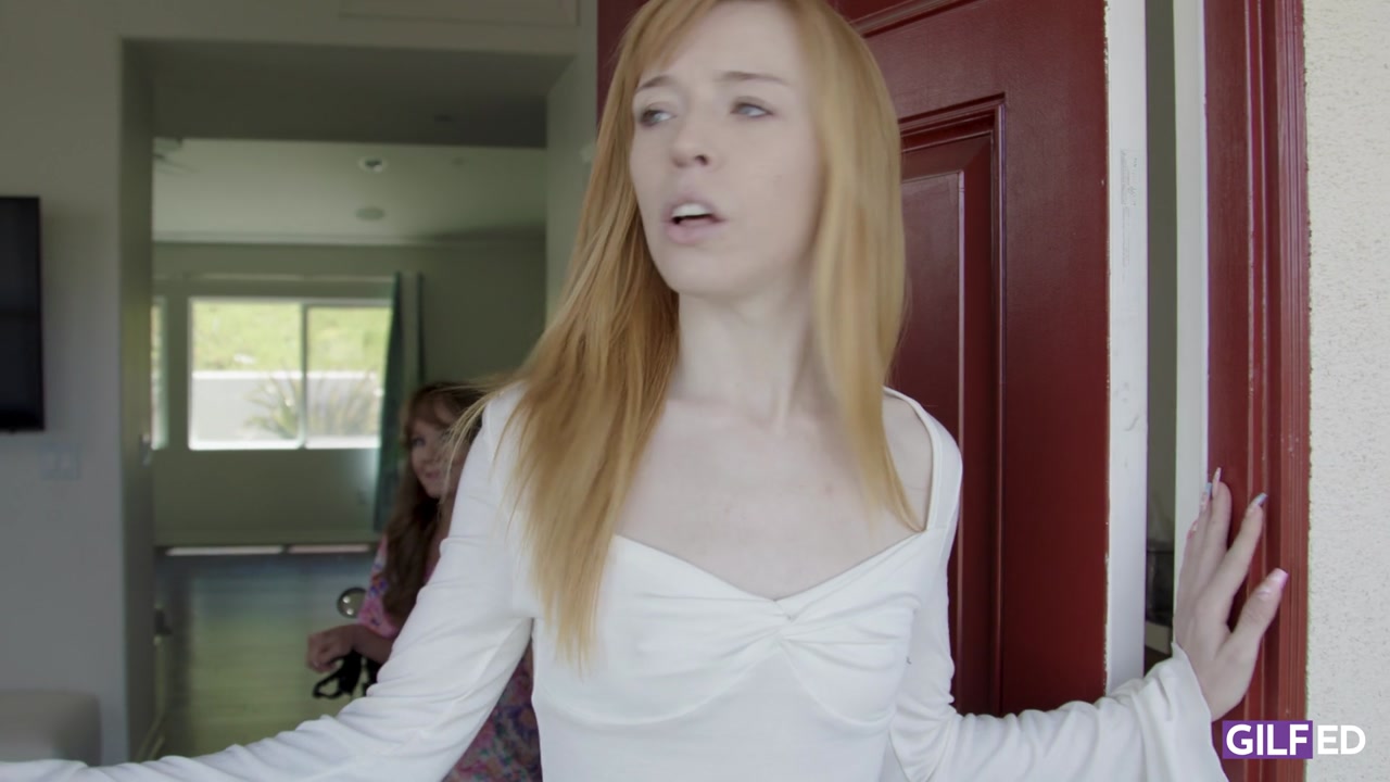 سكس كبار – اباء يمارسون جنس بعد خروج ابناء | سكس مترجم