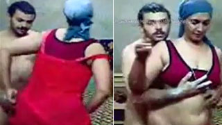 لقاء حميم بلدي مع سيدة ناضجة جدا