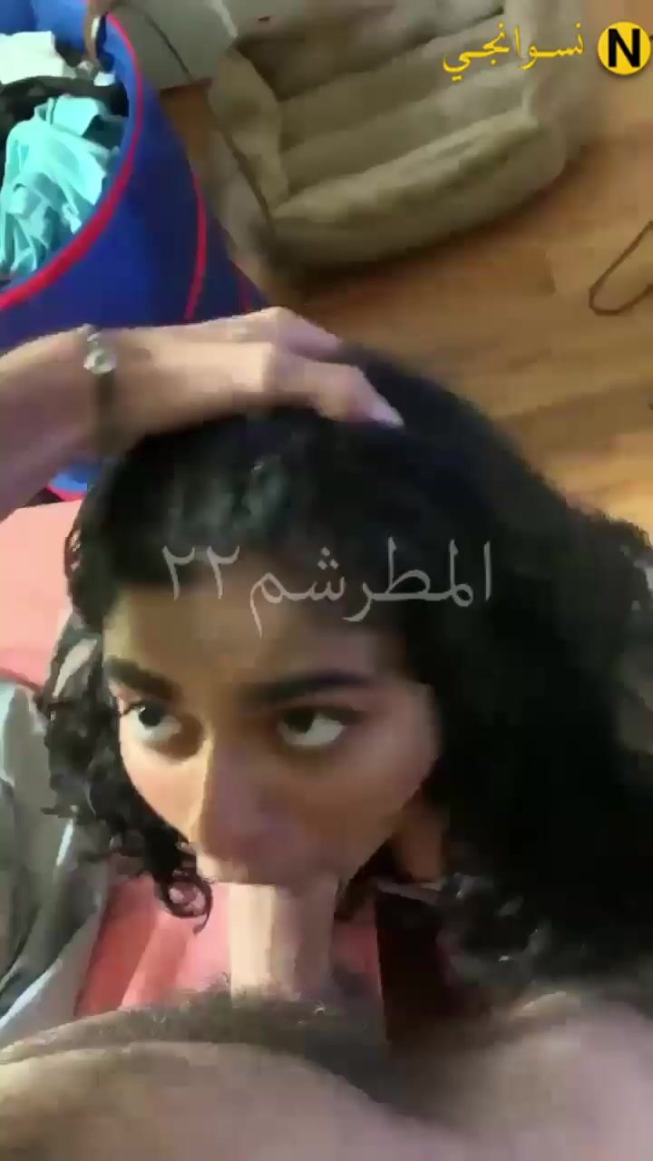 دخلي زبي كله في بوقك يا لبوتي سكس مصري