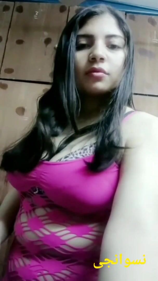 سعاد الشرموطة فيديو كول مع حبيبها توريله بزازها سكس مصري xnxx
