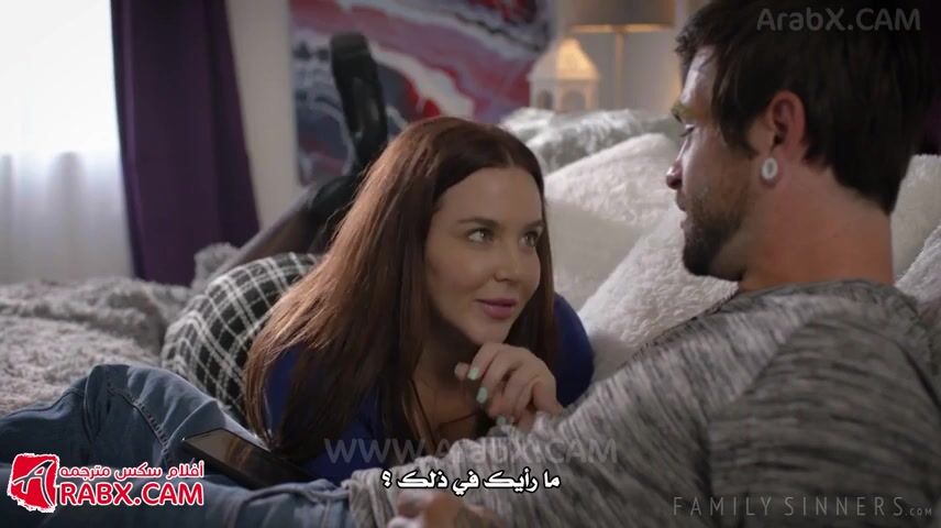 سكس مترجم ترسل صورها عارية لأبنها بالخطأ سكس امهات xnxx