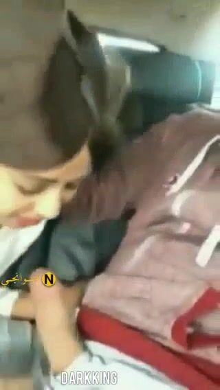 شاب غني مع الخدامة في العربية تمصله زبه سكس مصري
