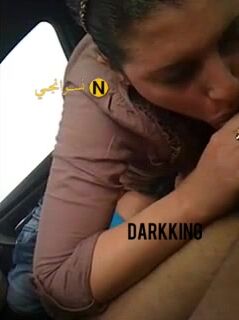 شرموطة تمص في العربية وتتركب من صاحبها سكس مصري xnxx