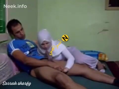 مصرية محجبة مع خطيبها في شقته تمصله وينيكها خلفي سكس مصري