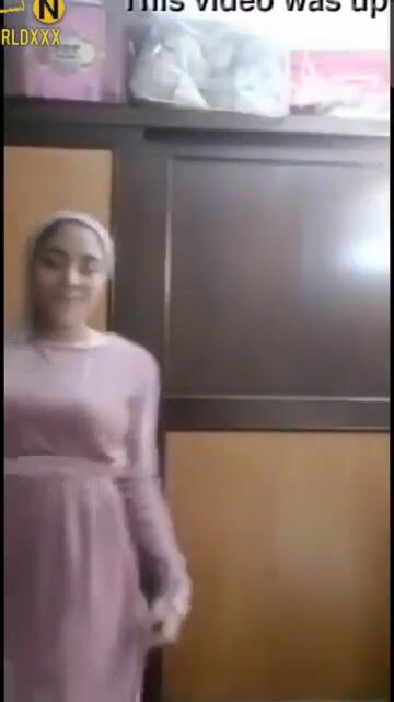 نودز بنت محجبة تفرج جسمها الملبن لحبيبها سكس نودز مصري