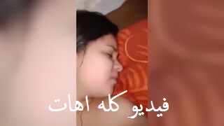 بنت مصرية مفشوخة من عربي وتقوله كفاية بئا والفيديو كله اه